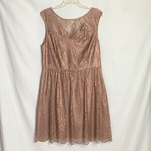 Sleeveless Lace Midi Dress in Rose Gold